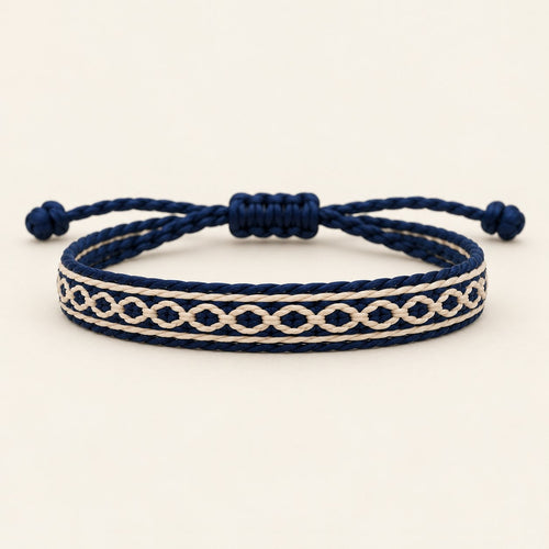 Nantucket bracelet, navy and cream, 7-8 mm